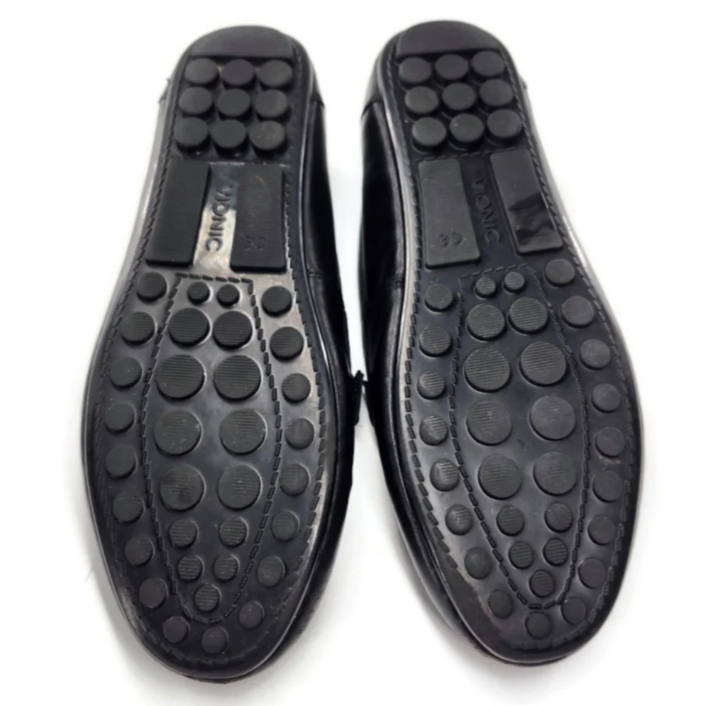 Vionic Hilo Black Leather Moc-Toe V Logo Accent Slip-On Flat Driving Loafers